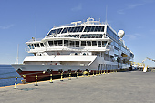 Le MS Midnatsol avant le départ à destination des Falkland Islands et de l'Antarctique - Puerto Madryn - Péninsule Valdés - ARGENTINE 