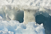 Cavité dans un iceberg - Orne Harbour - ANTARCTIQUE
