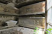 Cercueils à l'air libre dans le cimetière de Recoleta - Buenos Aires - ARGENTINE