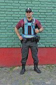 Policier surveillant le quartier - La Boca - Caminito - Buenos Aires - ARGENTINE