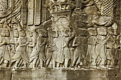 Fresque de la galerie Est relatant les sanglants exploits de l'armée khmère contre les Chams dans le temple du Bayon - Cité d'Angkor Thom - Cambodge