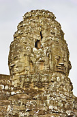 Tours aux 4 visages monumentaux de "Bodhisattva Avalokitesvara", bouddha de la compassion ultime - Cité d'Angkor Thom - Cambodge