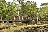 Ruines entre le temple du Bayon et le temple du Baphûon - Cité d'Angkor Thom - Cambodge
