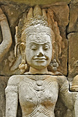 Terrasse du Roi lépreux - Statuette en relief ouvragé - Cité d'Angkor Thom - Cambodge