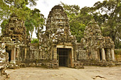 Entrée Est (gopura), composée de trois tours - Temple de Preah Khan - Cambodge