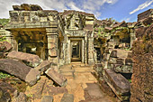 Entrée de couloir dans l'enceinte du sanctuaire - Temple de Preah Khan - Cambodge