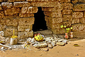 Petit autel dans un mur d'enceinte - Temple de Neak Pean - Cambodge