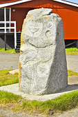 Sculpture réalisée sur un rocher - Qeqertarsuaq - Groenland