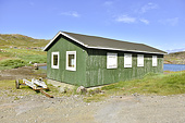 Maison colorée dans le village d'Igaliku - Groenland