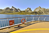 La côte vue depuis le pont supérieur - Passage du Prince Christian (Prins Christian Sund) - Groenland