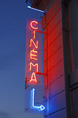 Enseigne de cinéma