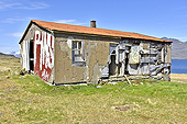 Restes des ruines de l'hôpital français de "Faskrudsfjordur" à "Hafnarnes" - Islande