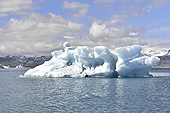 Iceberg dans le Lagon glaciaire de "Jökulsárlón" - Islande