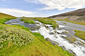 Cascade de "Fossabrekkur" dans le "Landmannalaugar" - Islande