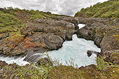 Chute d'eau de "Barnafoss" - Islande