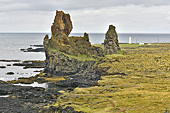 Péninsule de "Snæfellsnes" - Falaises de "Lóndrangar" - Château rocheux de 75 et 61 mètres de hauteur - Islande