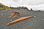 Plage de "Djúpalónssandur" - Restes de l’épave du chalutier britannique, "The Epine GY7" - Islande