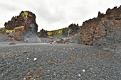 La plage de sable noir de "Djúpalónssandur" - Islande