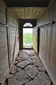 Ferme / Musée de Glaumbær - Entrée du couloir de 22 m donnant accès à 9 des 13 maisons - Islande