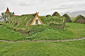Ferme / Musée de "Glaumbær" à "Skagafjörõur", construite en tourbe, herbe et bois - Islande