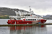 Embarquement pour une petite croisière à la recherche des baleines - Akureyri - Islande