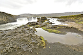 Chutes d'eau de "Godafoss" (Les chutes des Dieux) - Islande