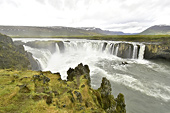 Chutes d'eau de "Godafoss" (Les chutes des Dieux) - Islande