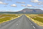 En route vers le canyon de "Hiljódaklettar" - Islande