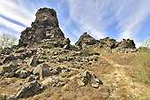Spectaculaires formations rocheuses - Champ de lave de "Dimmuborgir" - Islande