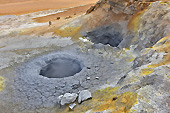Marmite d’eau et de boue bouillonnante à 100°C - Solfatares de "Námafjall" - Islande