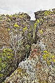Faille dans le rempart au dessus de l'enclos "Fouqué" - Piton de la Fournaise - La Réunion