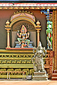 Temple Tamoul "Shri Maha Badra Karli" situé dans le quartier de la "Ravine Blanche" à Saint Pierre - La Réunion