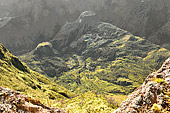 Vue plongeante sur le cirque de Mafate - La Réunion