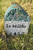 Borne au sommet montagneux du Piton Maïdo - La Réunion