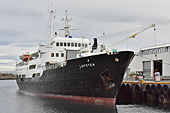 Déchargement du fret dans le port de SVOLVÆR - NORVÈGE (31-05-2017 / 21H15)