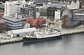 Le MS Lofoten dans le port de TROMSØ - NORVÈGE (01-06-2017 / 16H45)