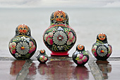 Souvenir russe de Barentsburg - Matriochkas traditionnelles 5 pièces (05-06-2018)