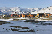 Maisons colorées dans LONGYEARBYEN - SVALBARD (03-06-2017 / 21H50)