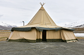 "Camp Barentz" campement au pied de la montagne où se trouve la mine N° 7 - LONGYEARBYEN - SVALBARD (01-06-2018)