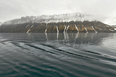 Navigation dans l'Isfjord en direction de BARENTSBURG - SVALBARD (01-06-2018 / 17H45)