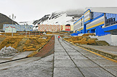 Un dernier regard sur la ville avant de reprendre la mer sur le MS NORDSTJERNEN - BARENTSBURG - SVALBARD (01-06-2018 / 21H15)