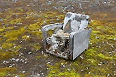 Un vieux fauteuil à l'abandon - NY LONDON - SVALBARD (04-06-2018 / 10H15)
