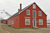 Habitation datant du début du 20° siècle - NY ALESUND - SVALBARD (04-06-2018 / 14H05)