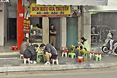 Restaurant de rue dans le vieux quartier - Hanoï - Viêtnam