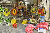 Magasin de cercueils et d'objets funéraires - Hanoï - Viêtnam