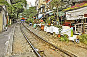 La rue du train dans le vieux quartier - Hanoï - Viêtnam