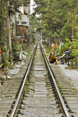 La rue du train dans le vieux quartier - Hanoï - Viêtnam