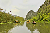 Navigation dans le silence sur les canaux sinueux - Ninh Binh ou la baie d'Halong terrestre - Viêtnam