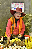Vendeuse d'aliments dans la rue - Sapa - Viêtnam
