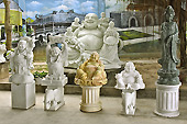 Exposition de sculptures en marbre dans l'usine de fabrication et de vente - Da Nang - Viêtnam